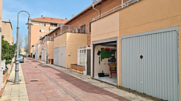  Venta de casas/chalet con terraza en Santa Isabel (Zaragoza)