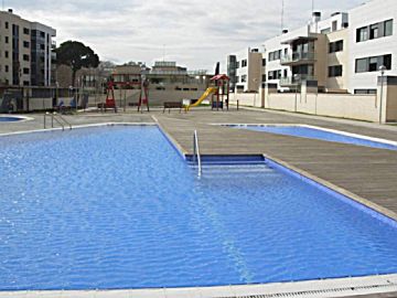 000413-V Venta de piso con piscina en Cappont (Lleida)