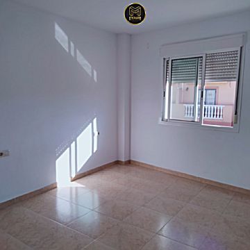 Foto 1 Venta de piso en Centro (Roquetas de Mar)